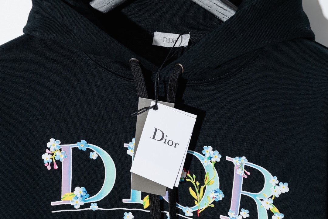 050EB71A-E9B6-36F6-570D-B9626B0E48D9