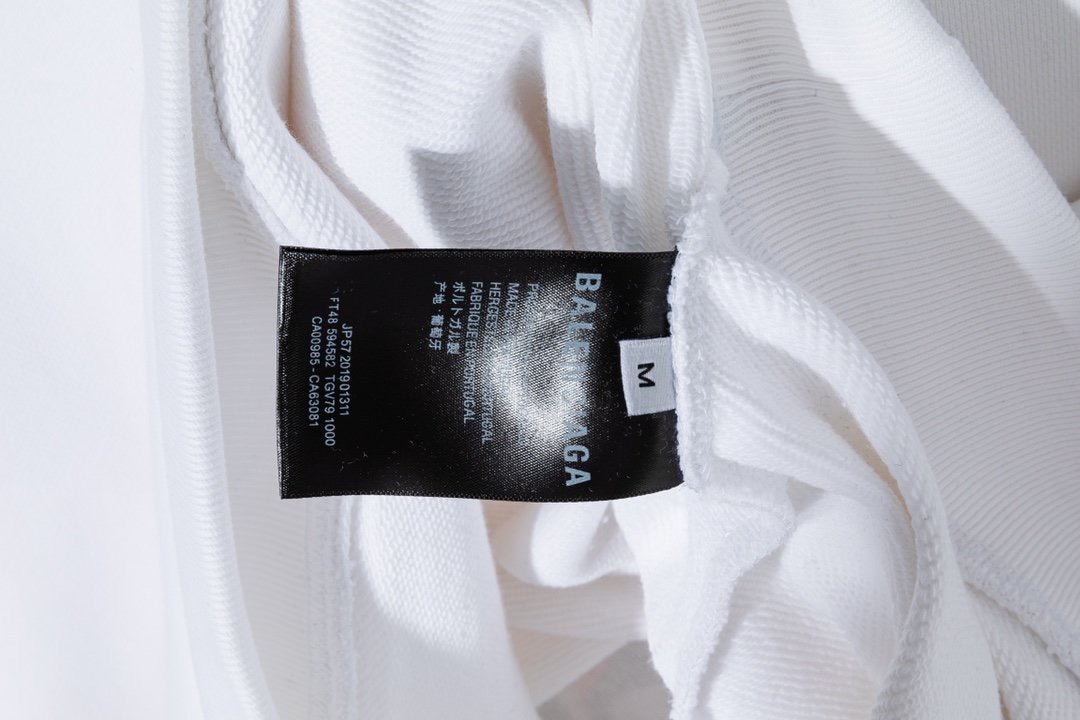 05149077-A973-12B4-AAAF-BA8A7DB7B762