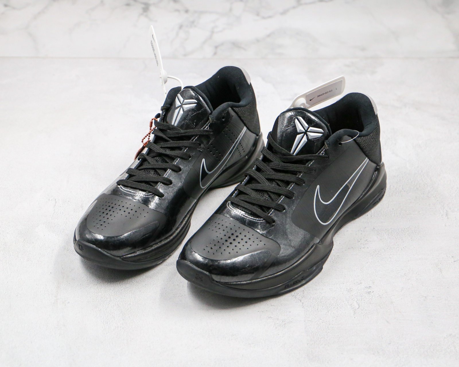 18EAFD4E-C16E-FA49-861C-BDAE1EAFBB67