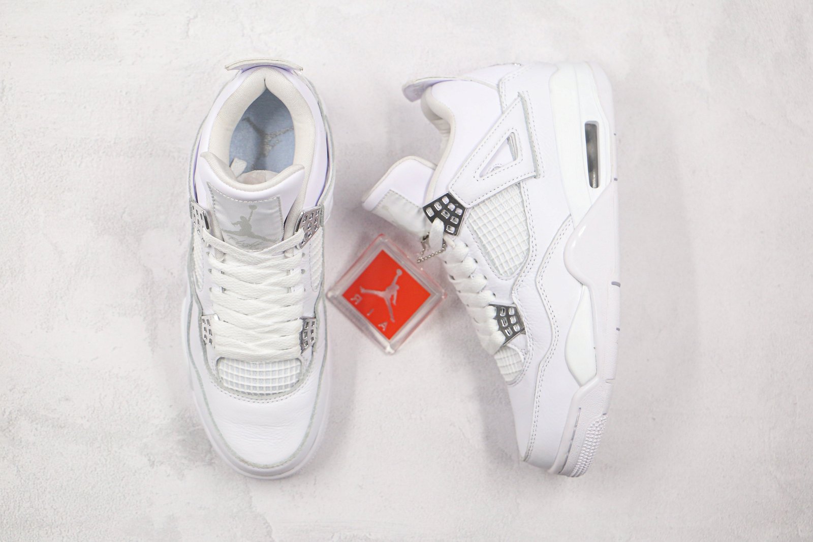 1BF08326-60ED-F867-A881-06B5DD8E2CC3