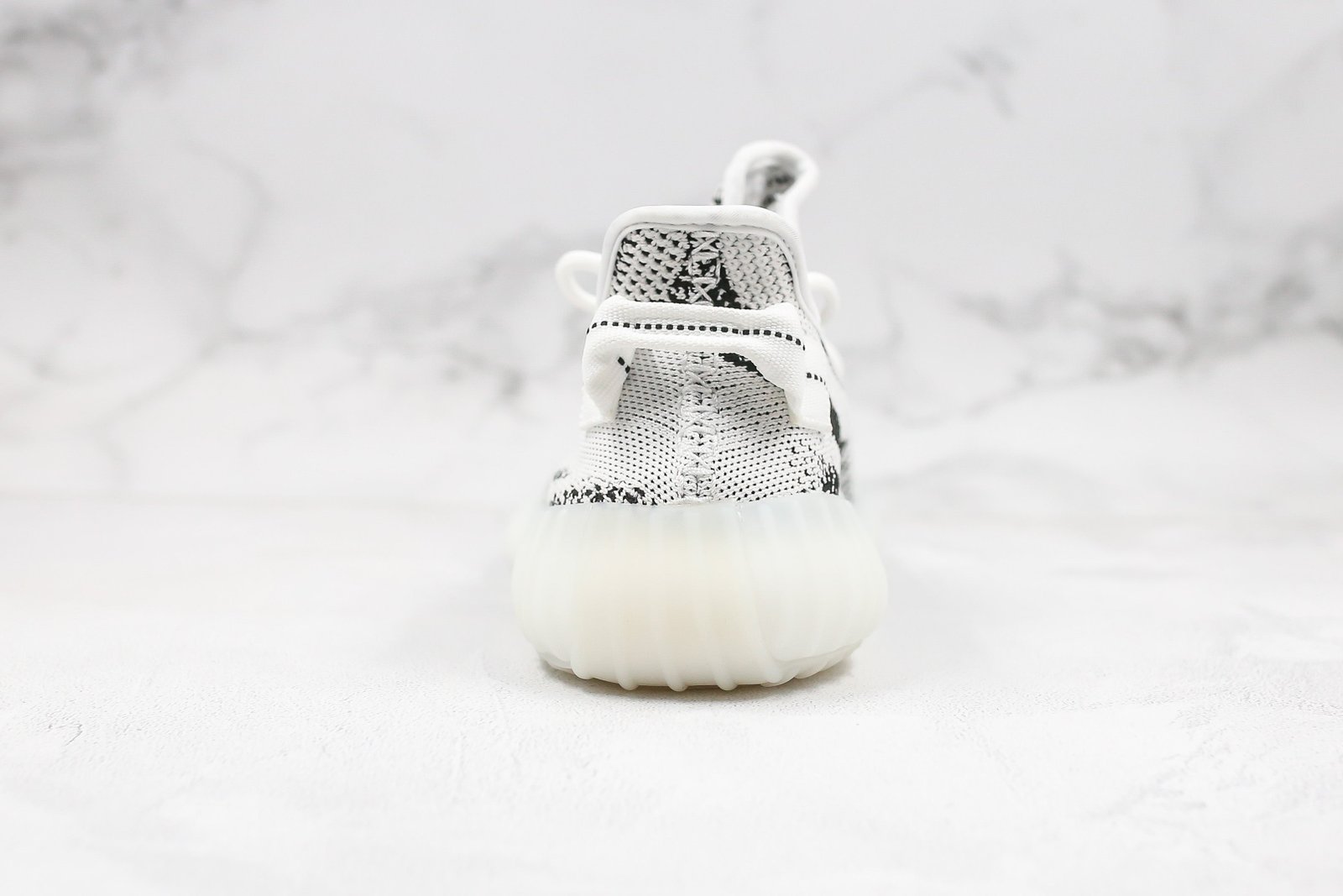 1D805825-0D45-D340-8AB0-DCCF369CA46F