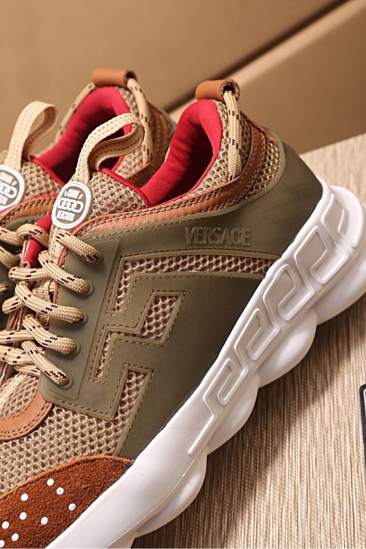 1F9F4A39-497D-37ED-C300-E00031E5E0D9