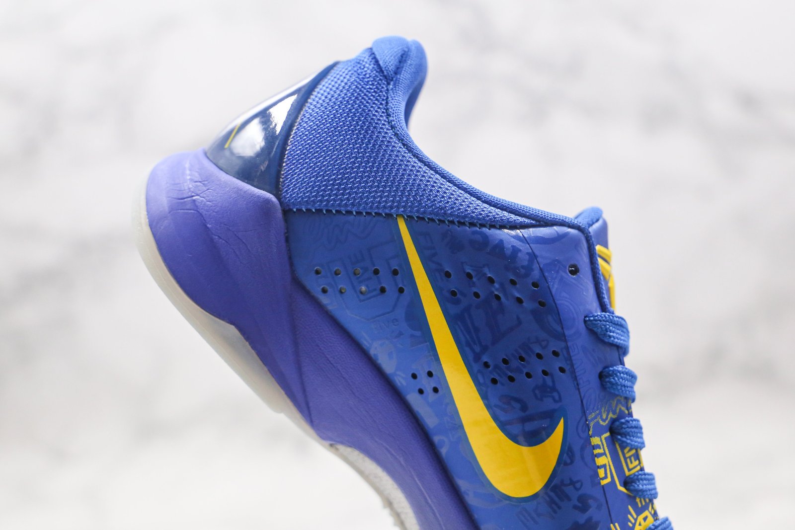 2D7BD016-6621-BB52-AFDC-53D03F89CD58