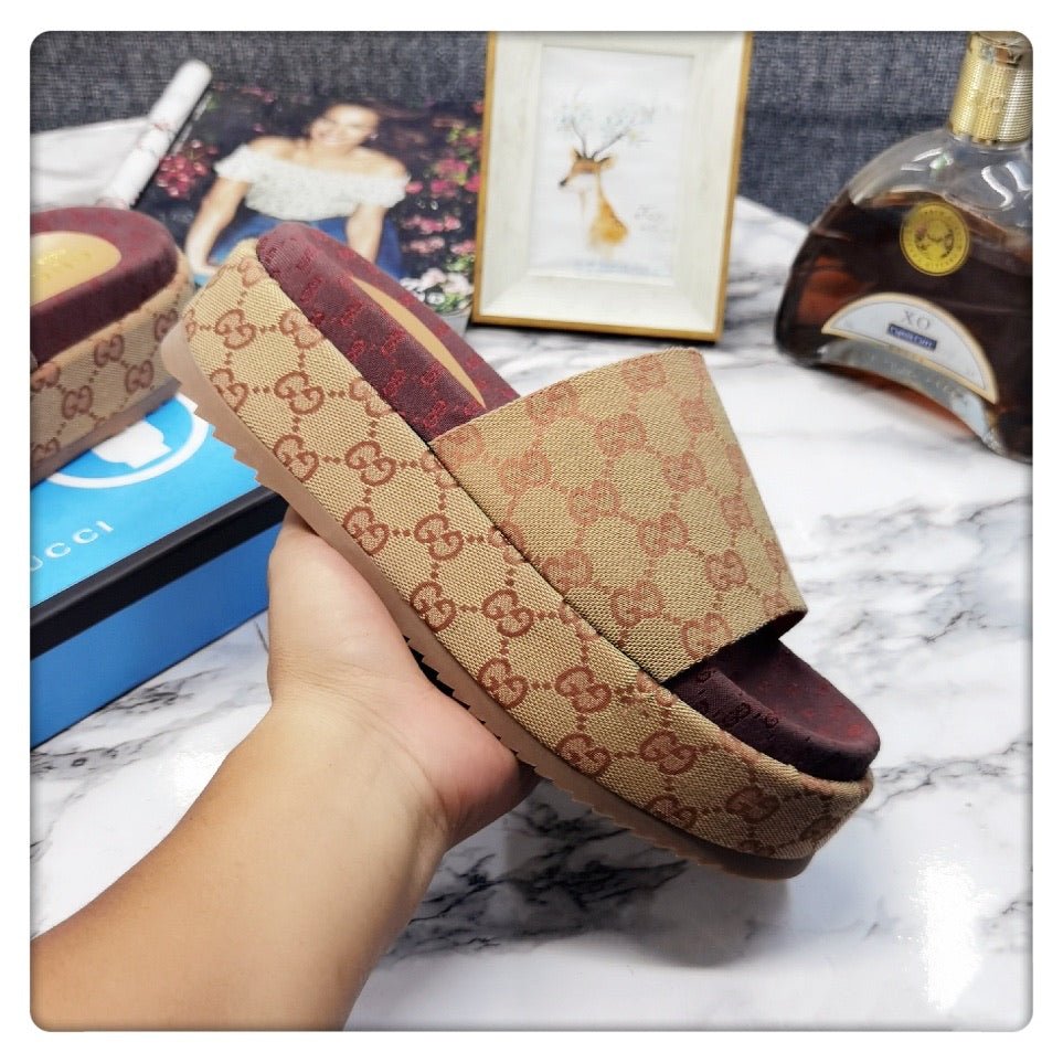 3118DF3D-4DDC-C109-46B6-2FA636900DAE