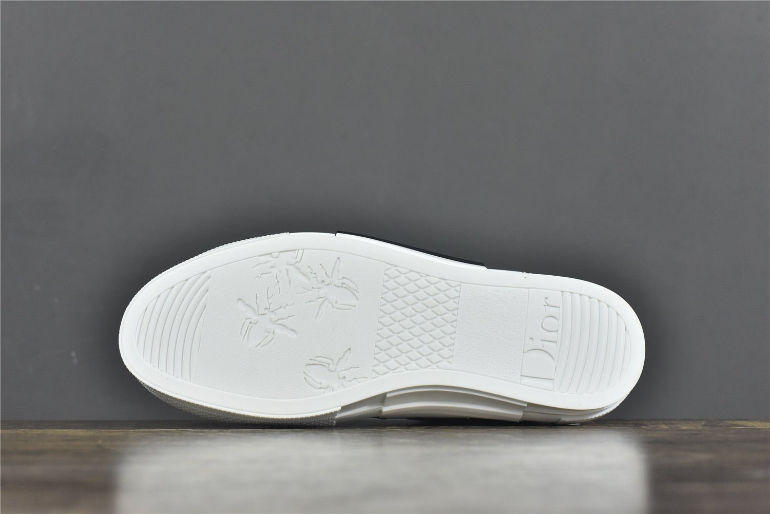 339EA953-160D-58B8-F0C1-388099FA55B2