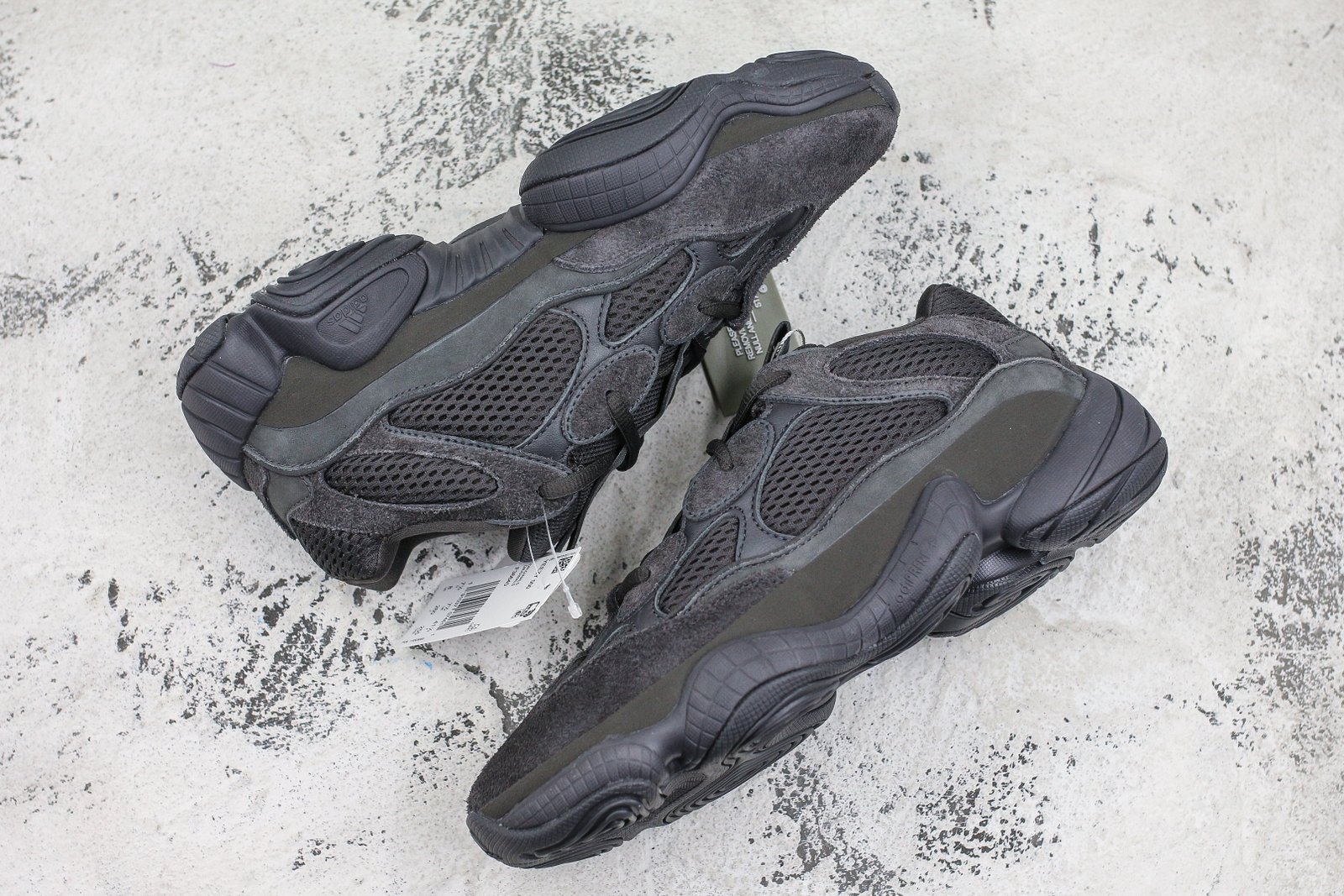 33B11E83-8216-0D66-0279-8E3FDDDD55A6