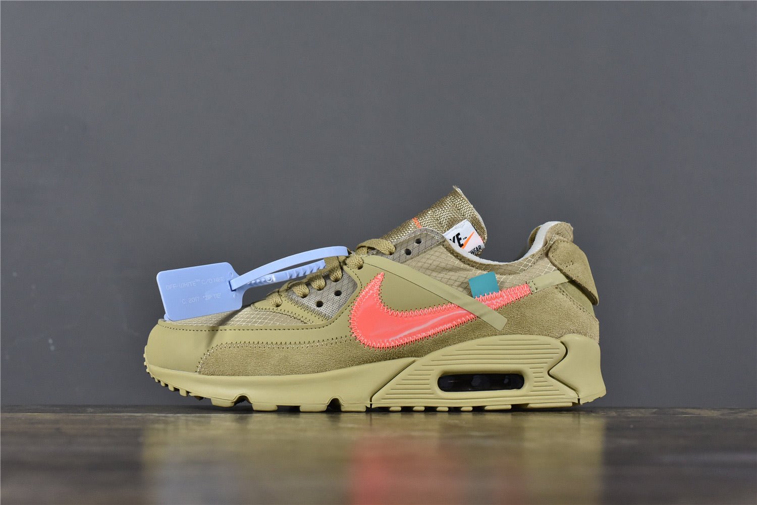 38BB1CE0-606D-D054-5A8E-8B85B475FDCB