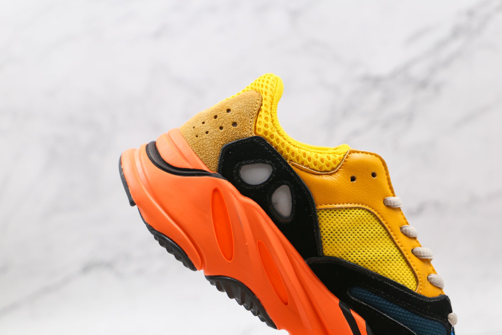 3E0ACE46-1A77-6FBC-BA13-0090050EC599