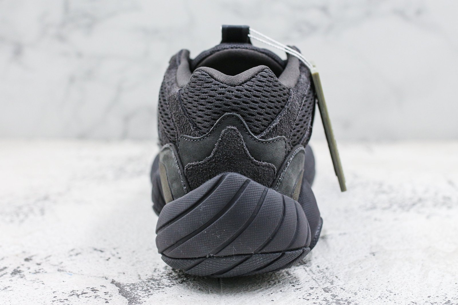 4995E6C8-158A-2327-A2E0-482FA74AA960