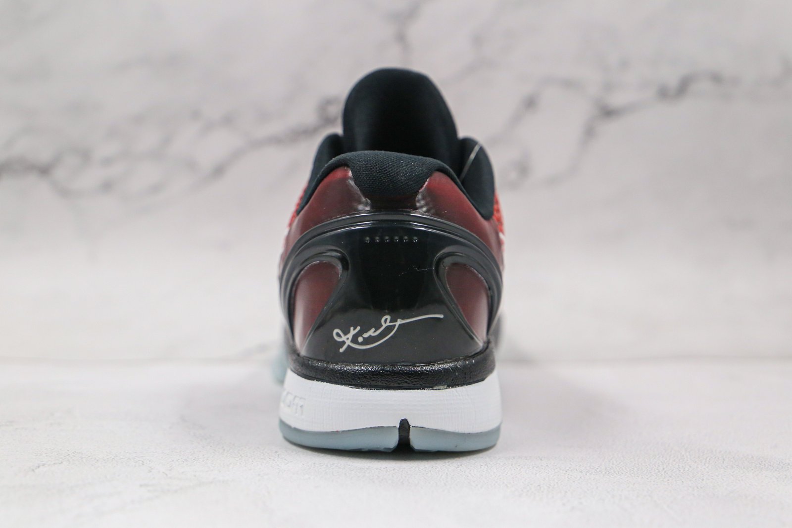 4AEA1F18-9DD0-63BE-76F5-2AED7B3D14EB