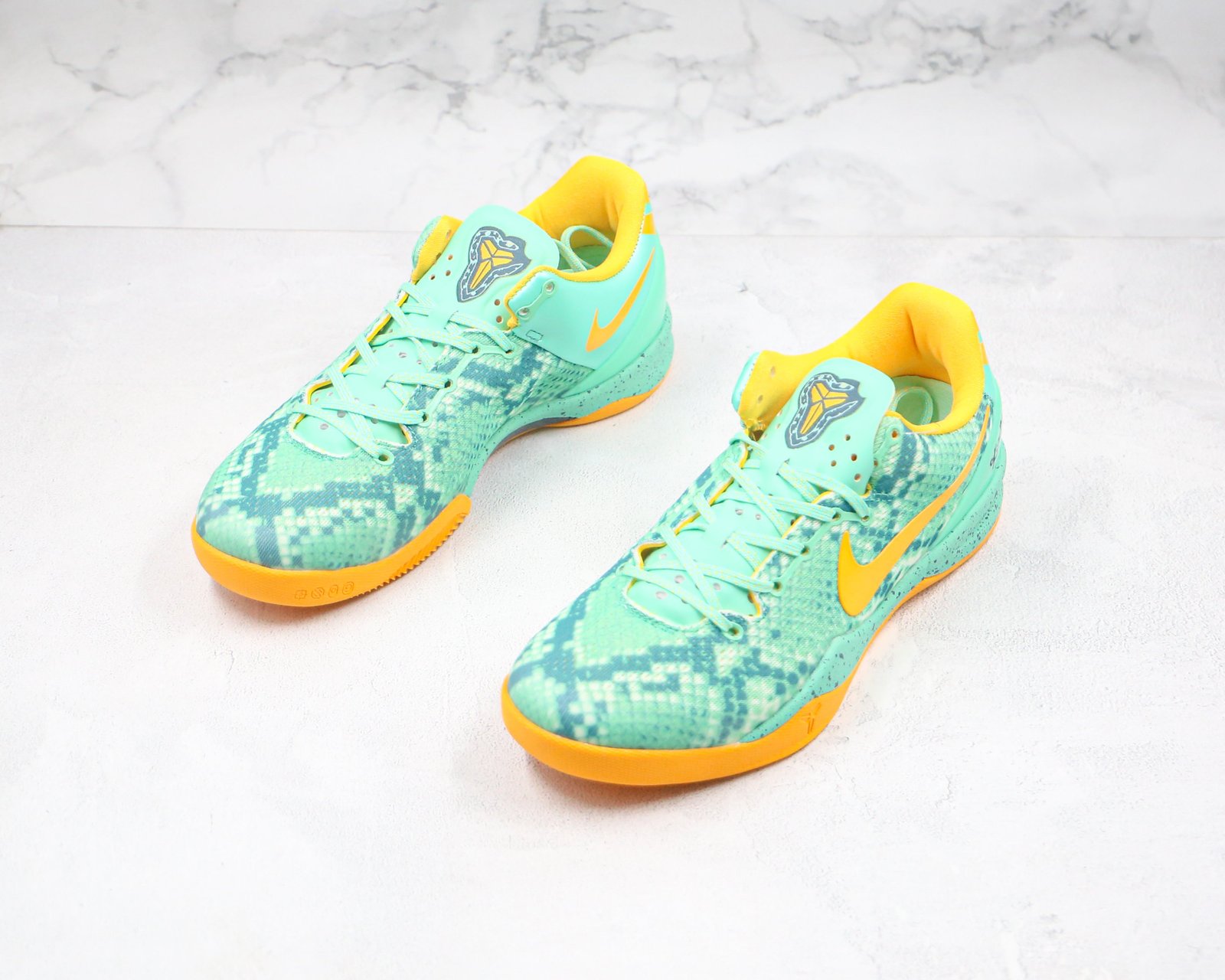 4E6BBF60-8FC3-582F-9369-5E300026007A