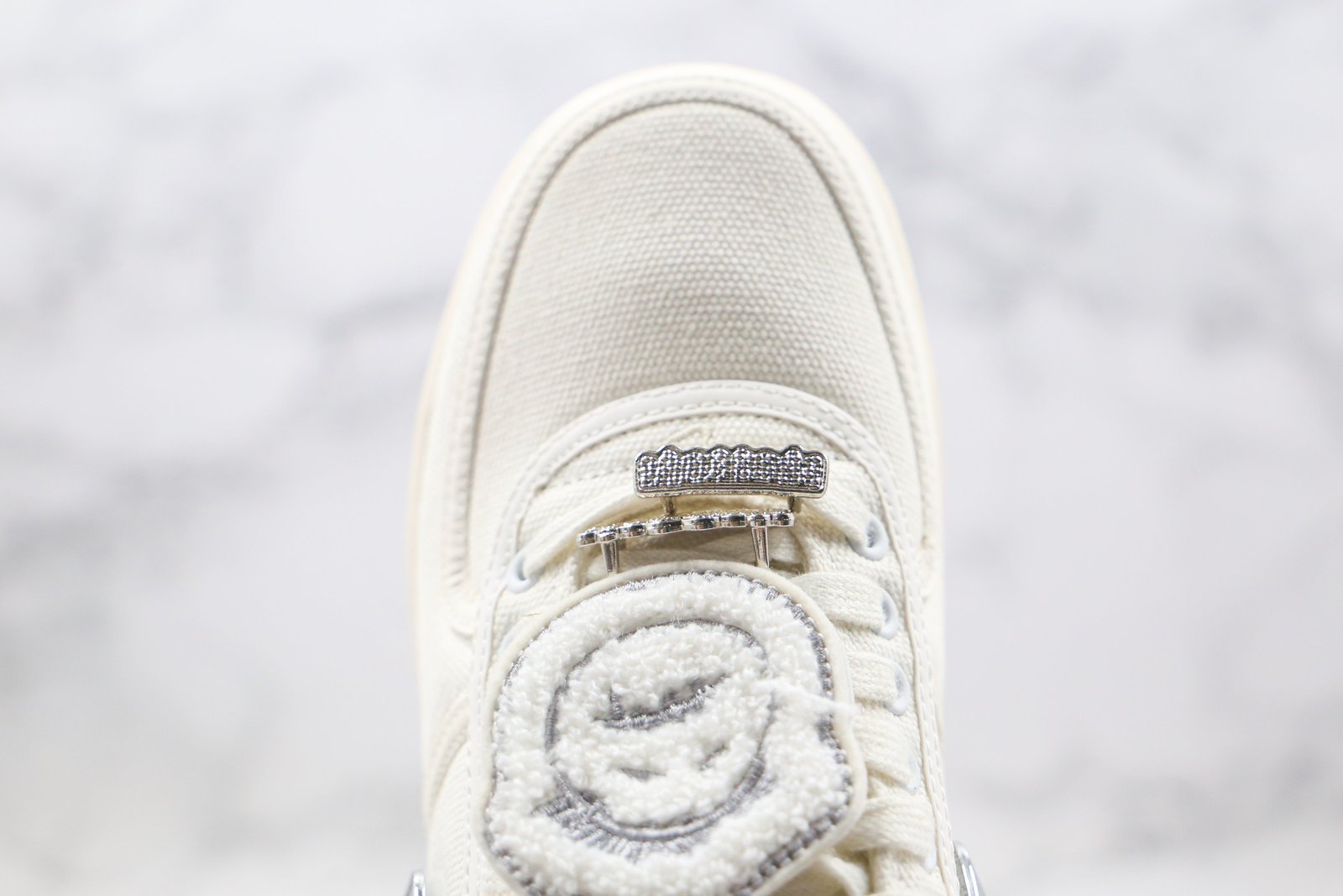 4F2D1788-6C0C-4D77-C5BF-6E1DC84FCE7D