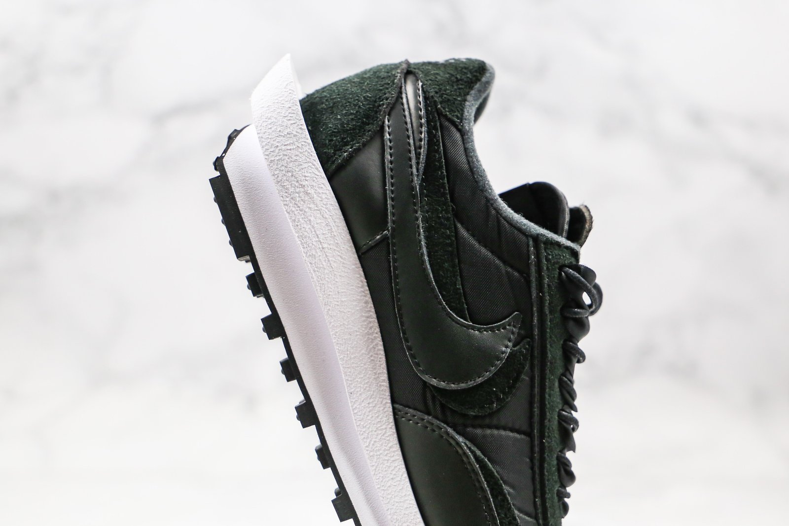 501A2E4F-238B-0EA2-2AFB-8573951C2618