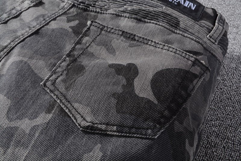 50901600-CC52-362A-E502-7E103696CF38