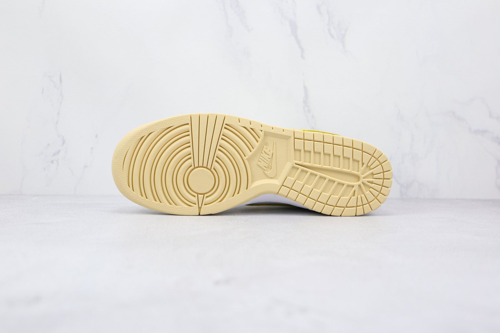 53A2DB77-DE67-E7C5-4268-5660362E9286