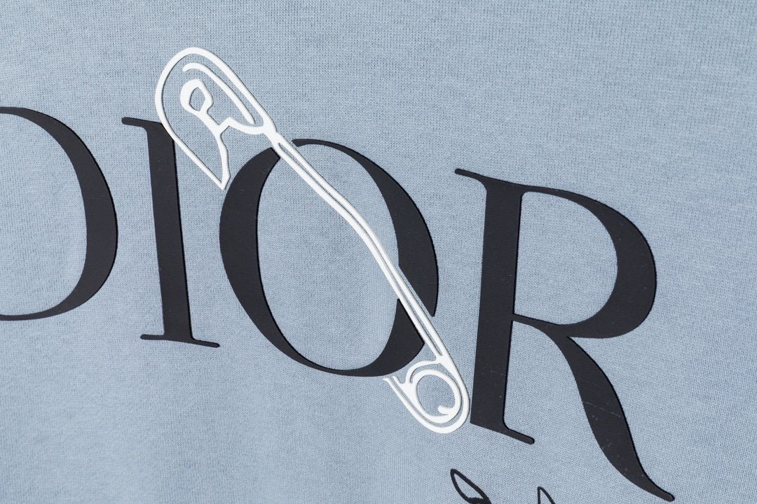 5AF8D86F-B831-7887-96BB-05BBED26E3A1