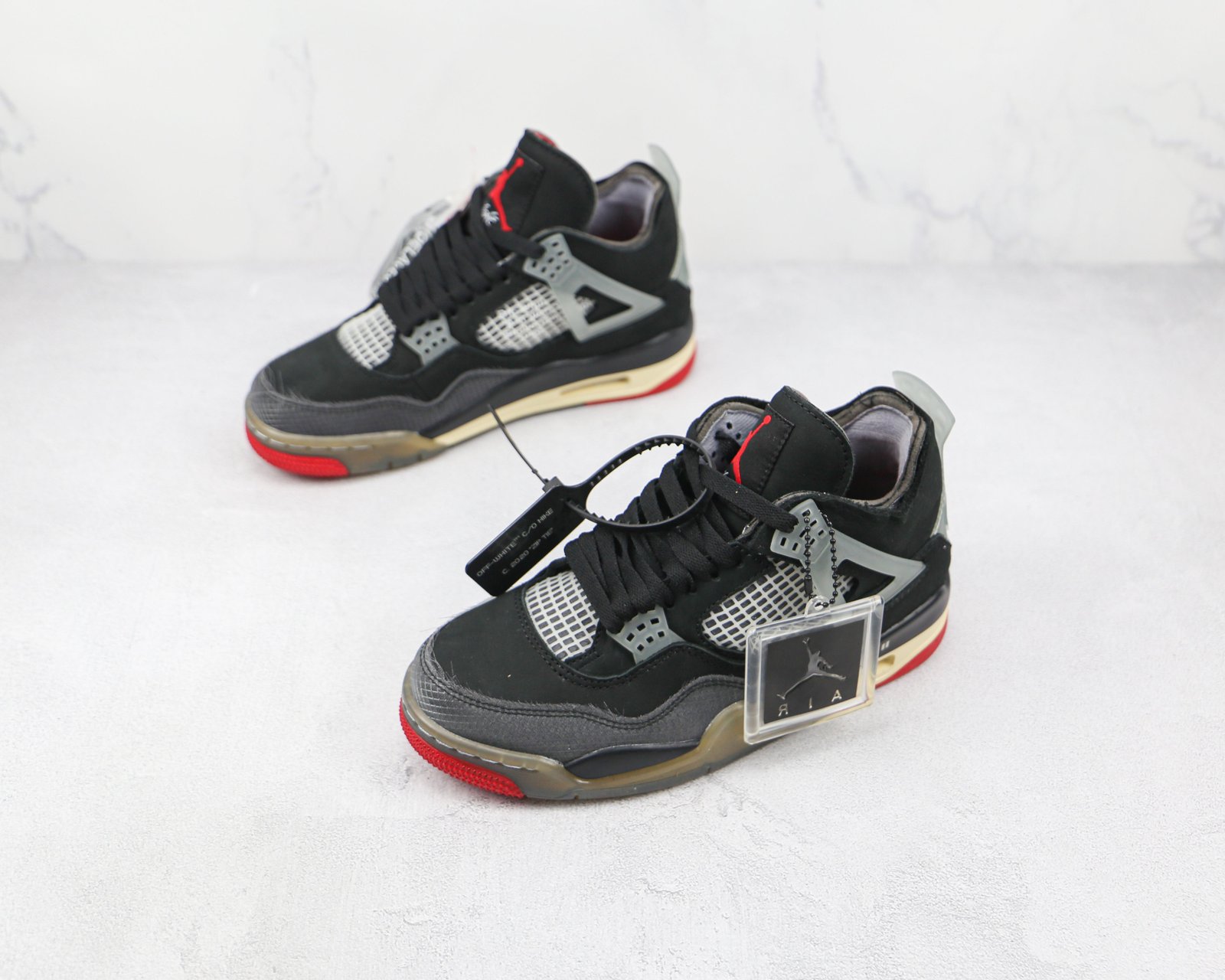 5B55C764-5814-7596-45E8-C9E4585266F7