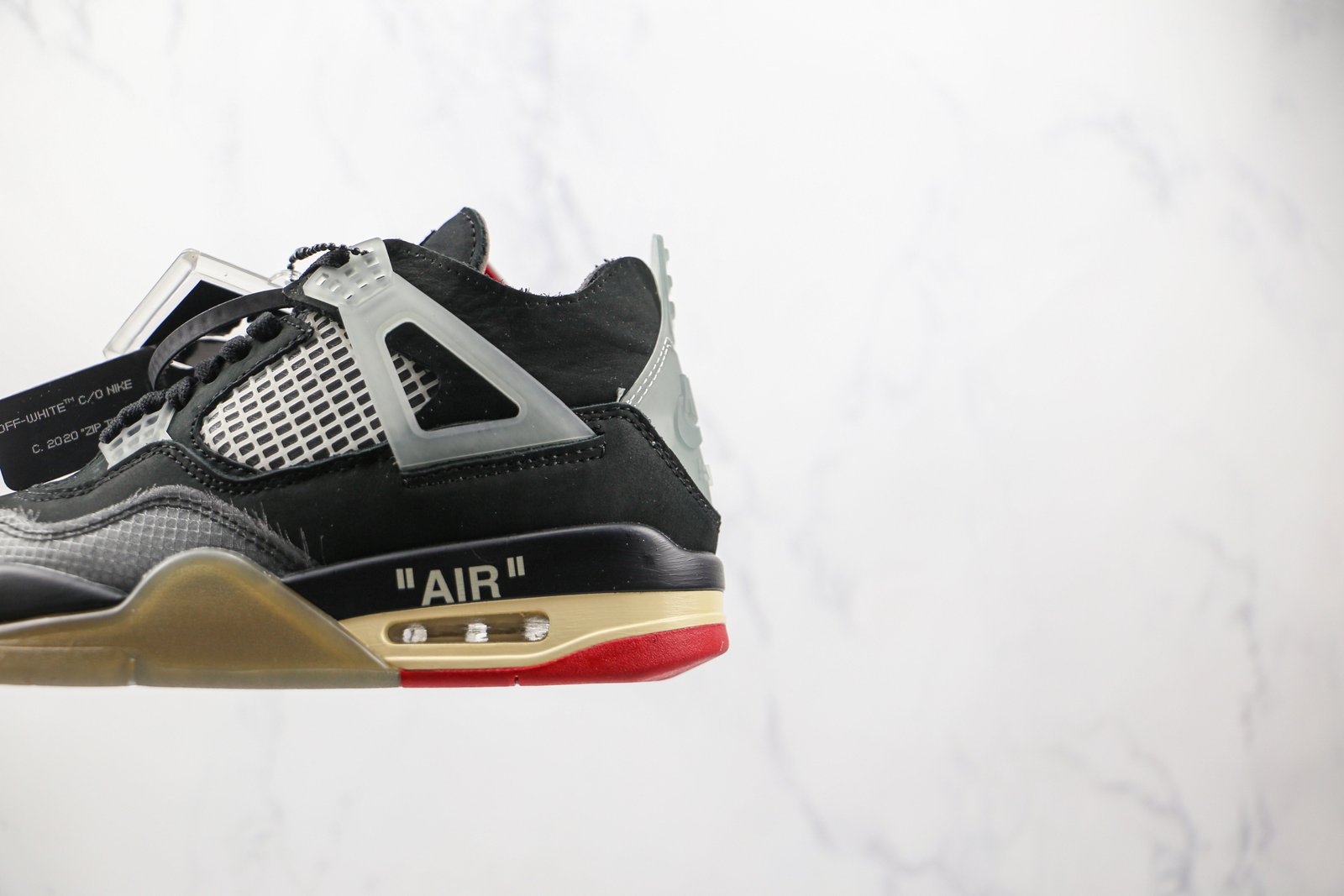 60A826FF-1B18-41F9-CB4E-F4004AF5738D