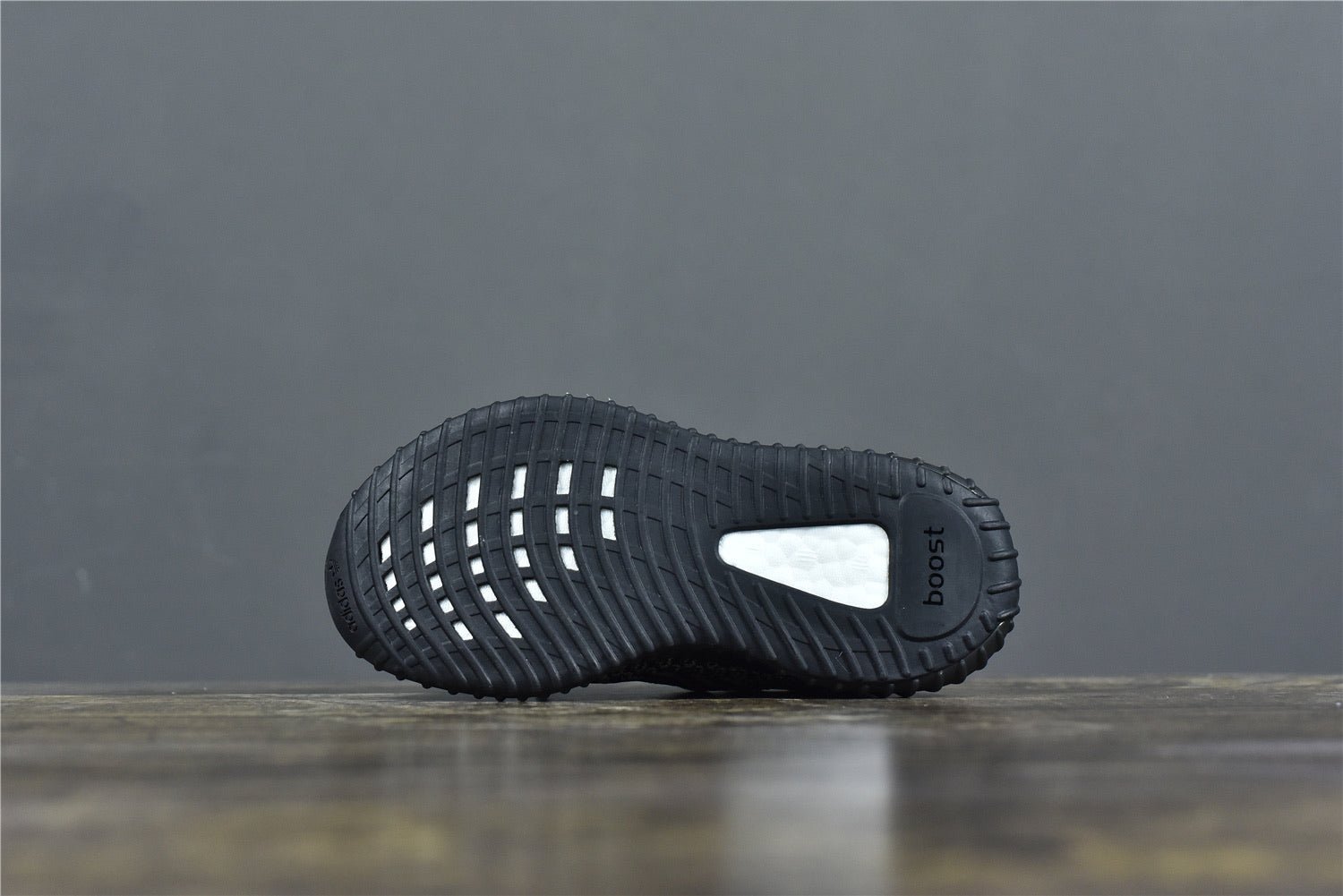 612C35D1-1E62-F327-B813-789C51008C2B