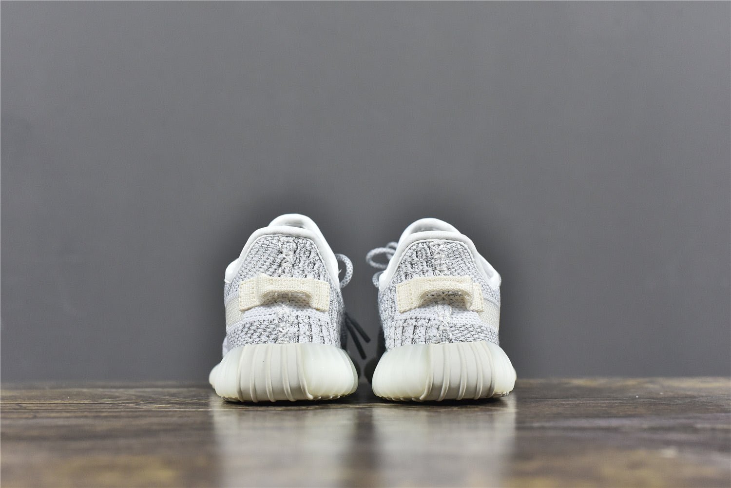 6243A8C5-3362-EF91-BCEA-2ED640D31498