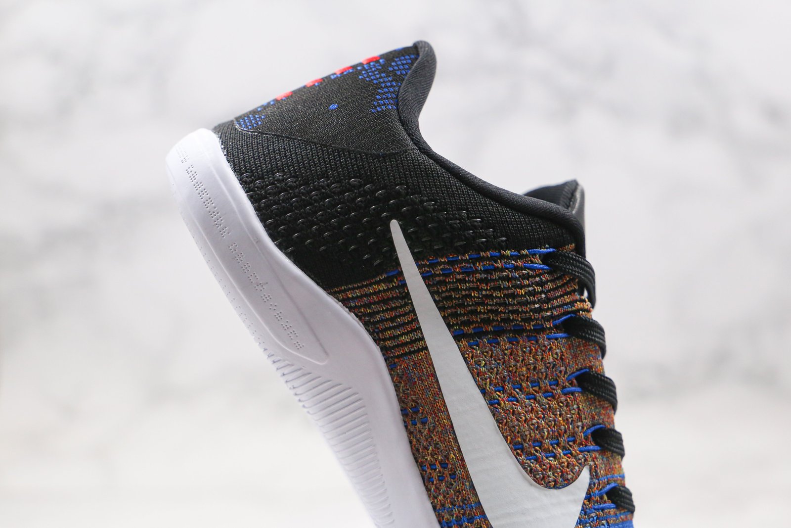 6364D176-D044-24E8-A93B-45F1AECCDB27