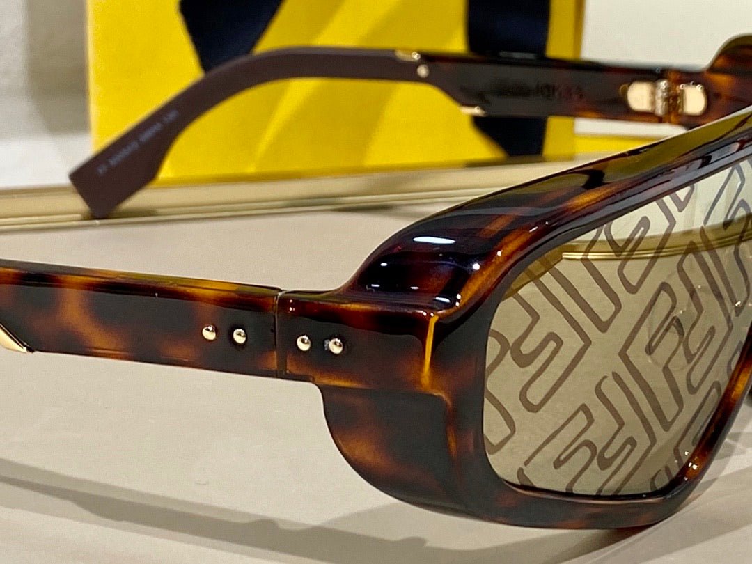 695F5553-2491-1070-34CE-45C6EE825B4D