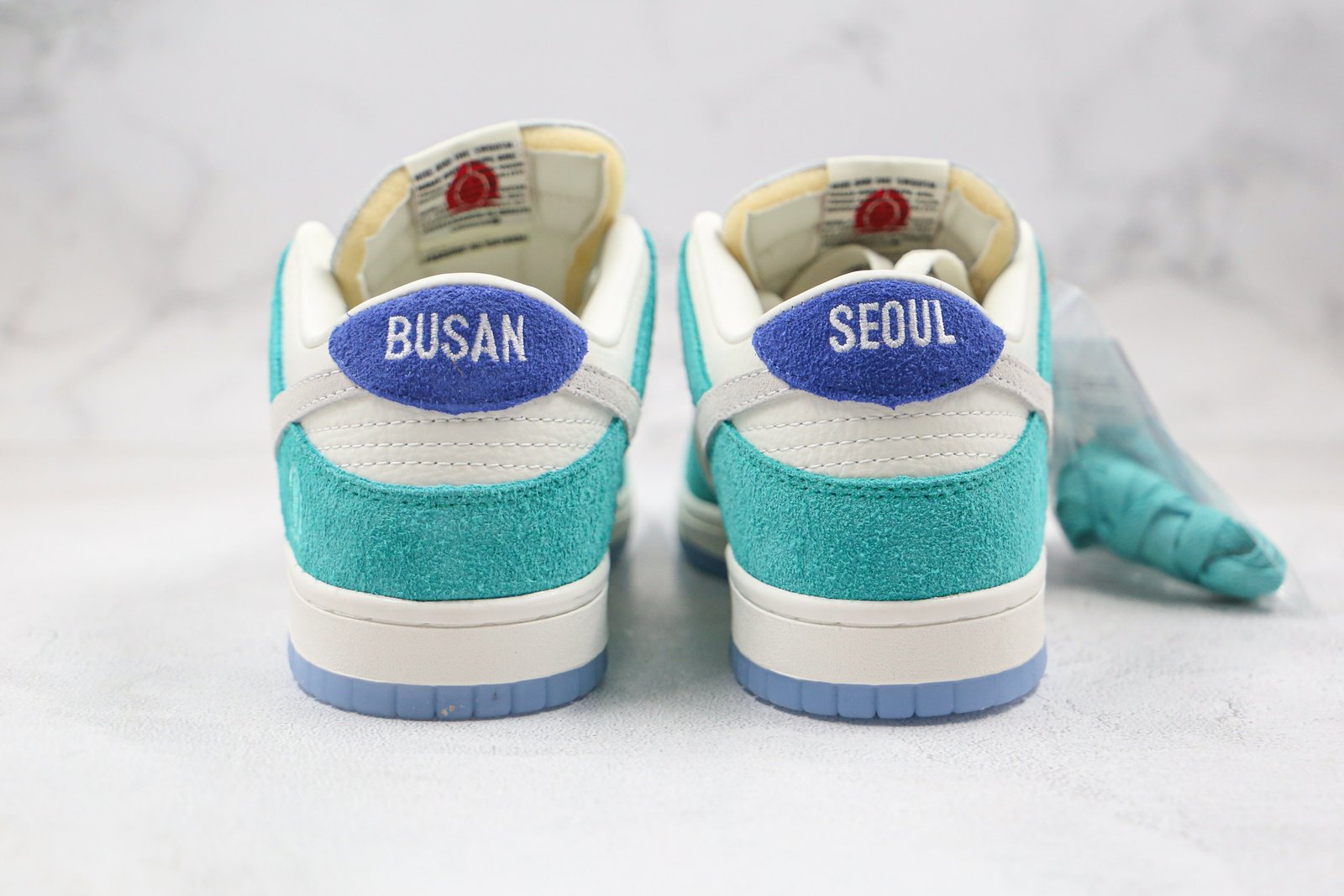 752DEC21-C229-75AA-6B1C-8458C3A2964E