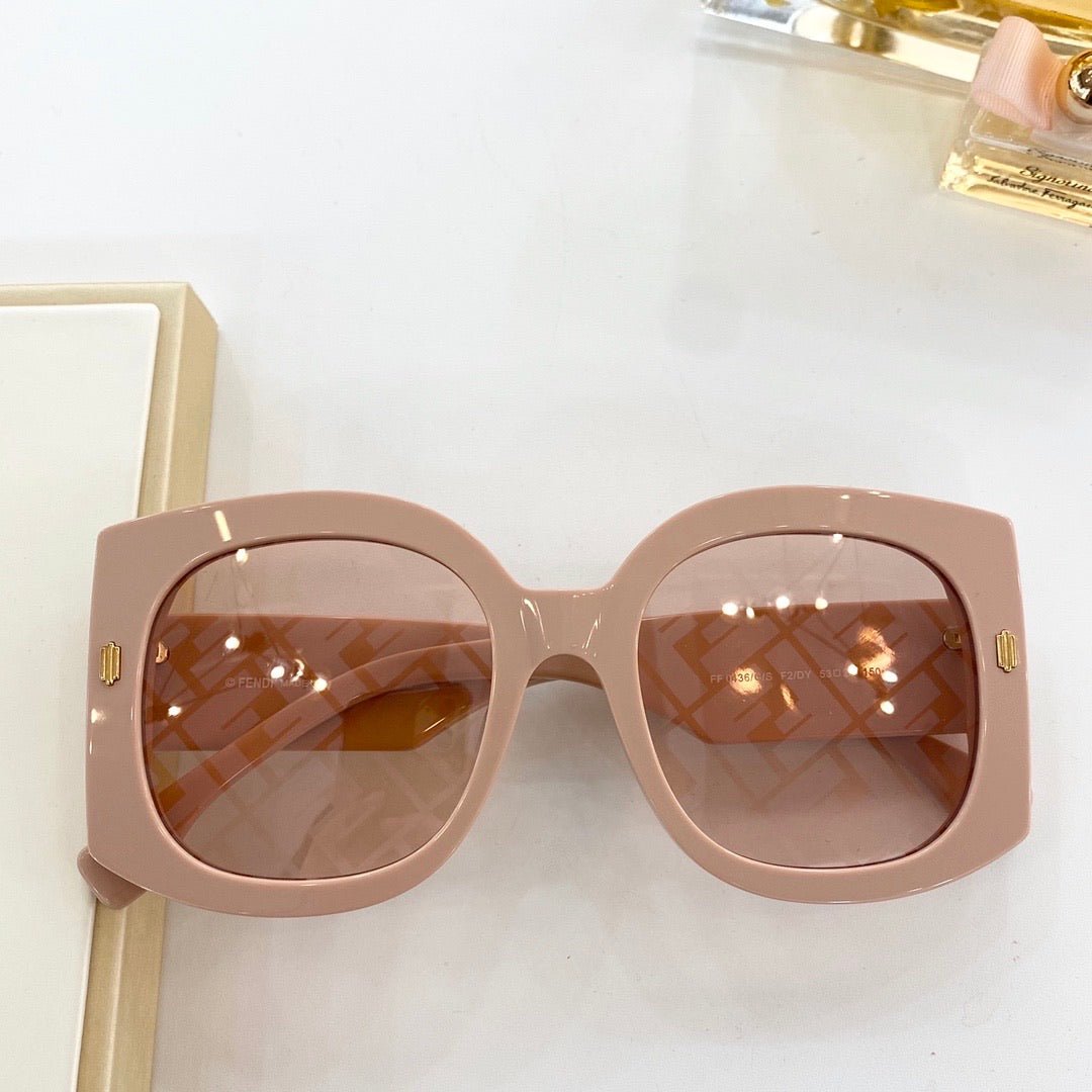 8479CE7E-D8A5-2F92-BC1F-E85793FB86A2