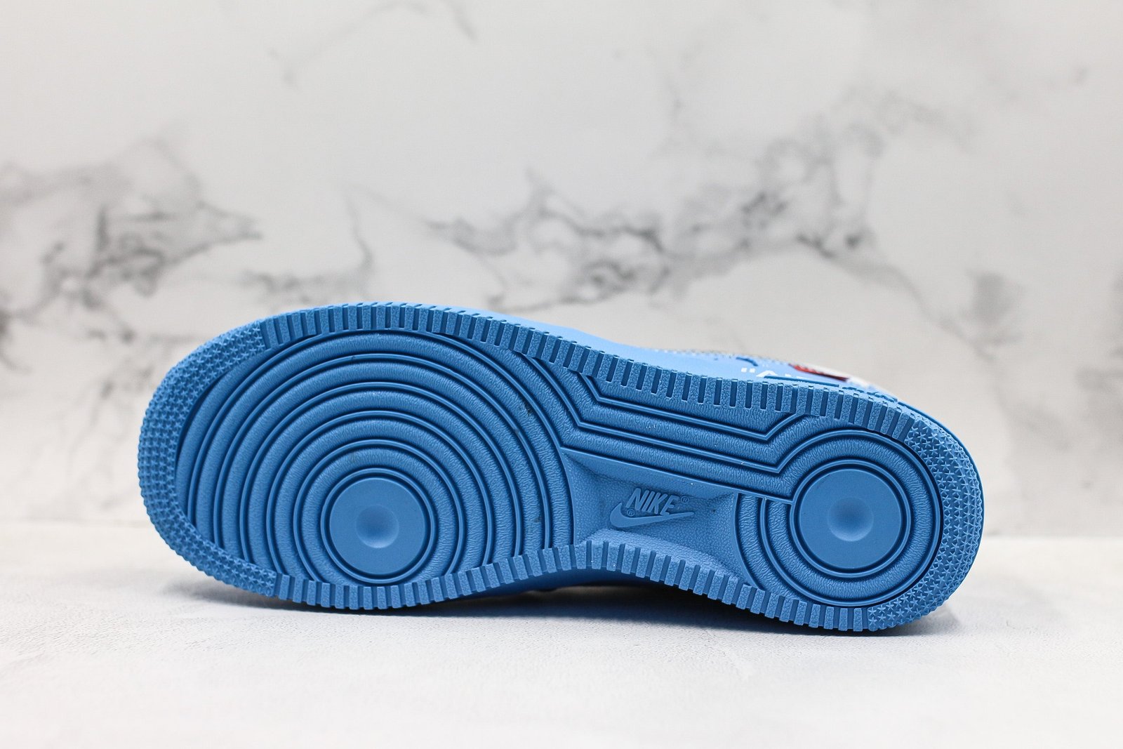 86065040-38CB-E469-345D-49DE7ED2FBC4