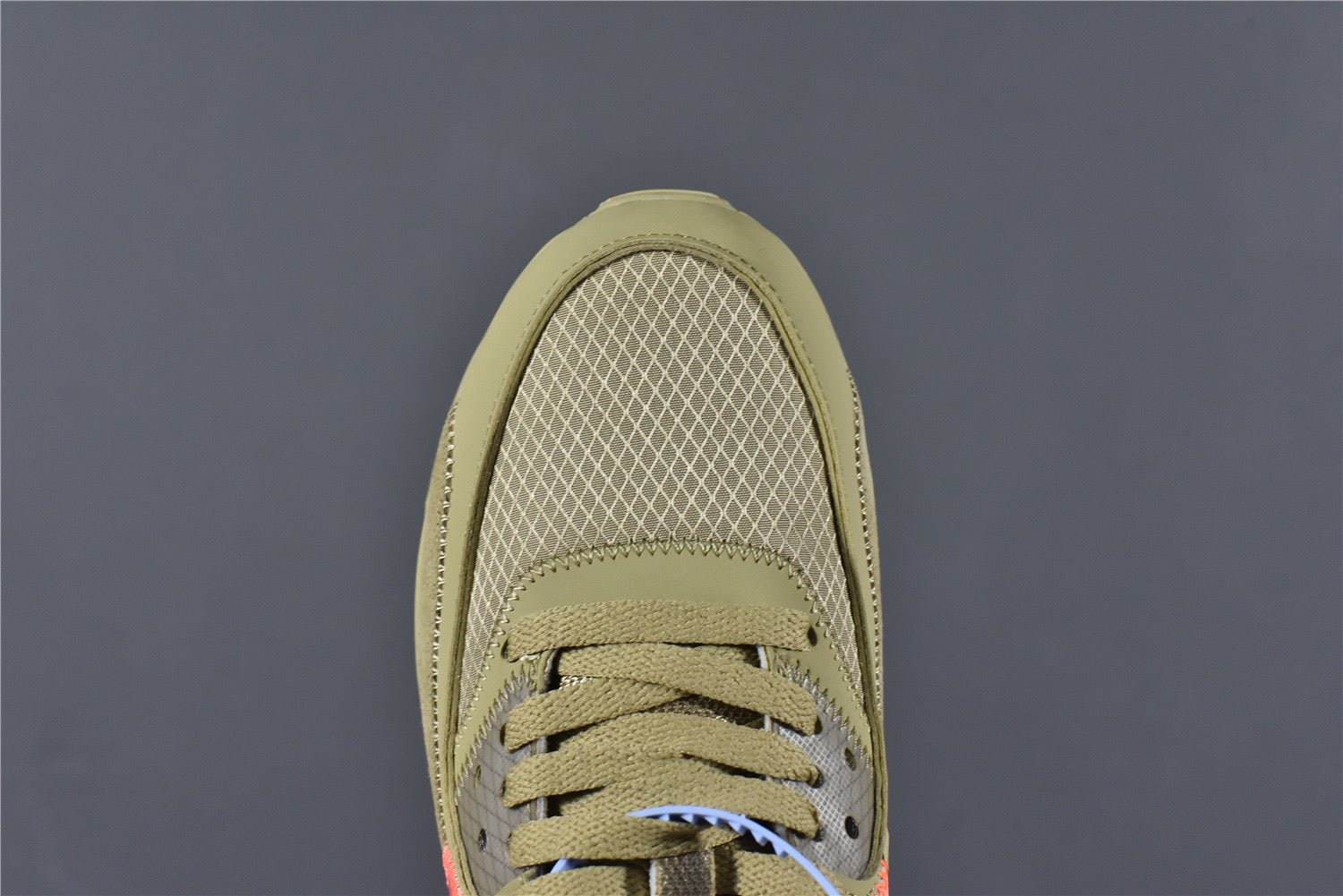 9EFB8A1A-A30B-8716-8765-55E9E7C1CF65