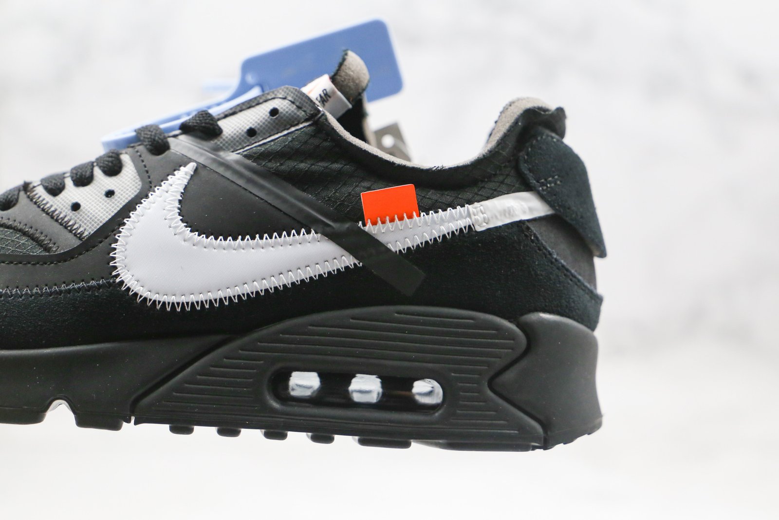 A12F5248-1CEE-32A0-8ABC-75EB040677B0