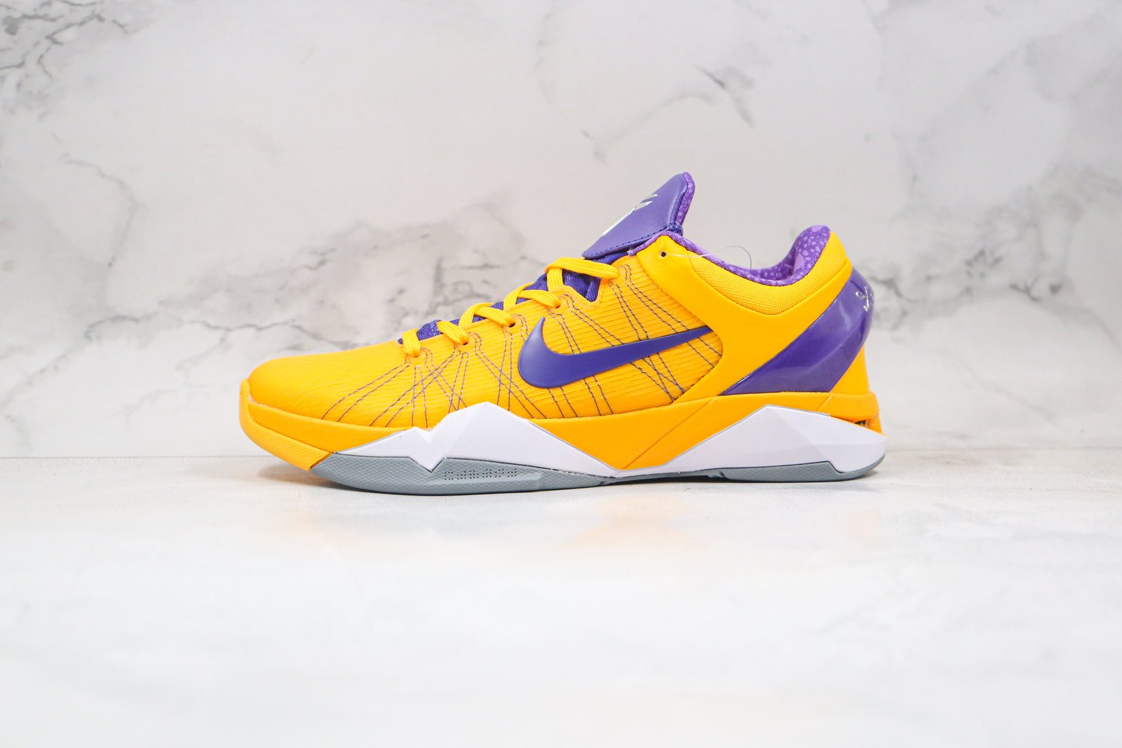 A4EEA070-5296-5481-1DBE-D63FD6A273A5