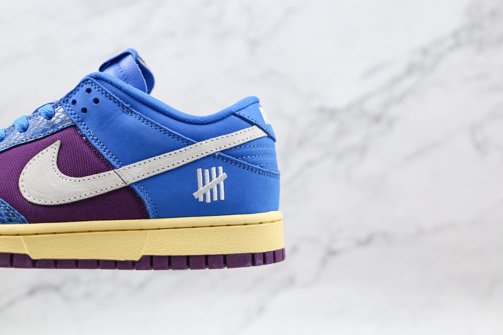 A539EF1B-069F-F77C-373B-077DE92B4F9C