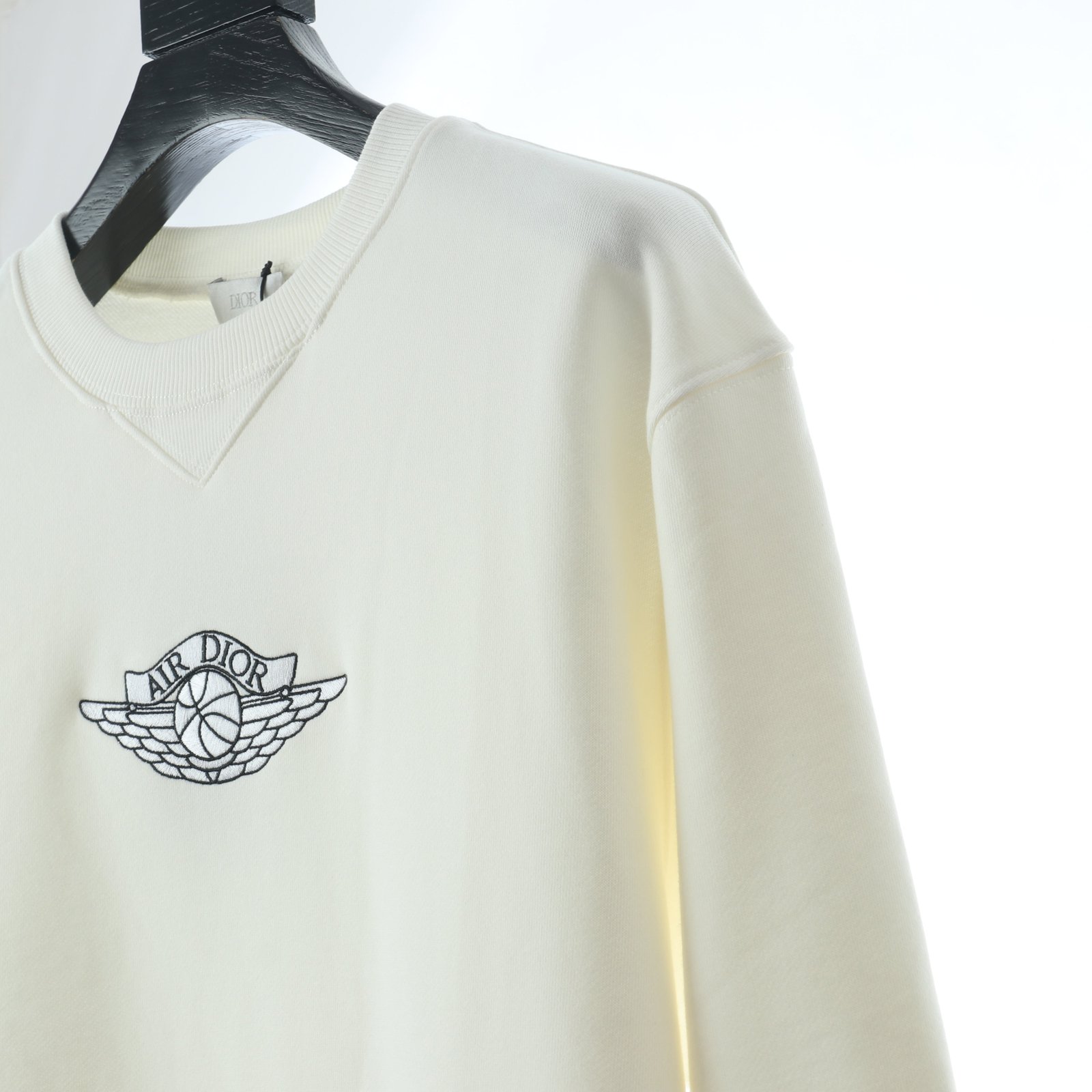 AD9EA584-0E4C-2AFF-0AFC-8F002ABE91DD