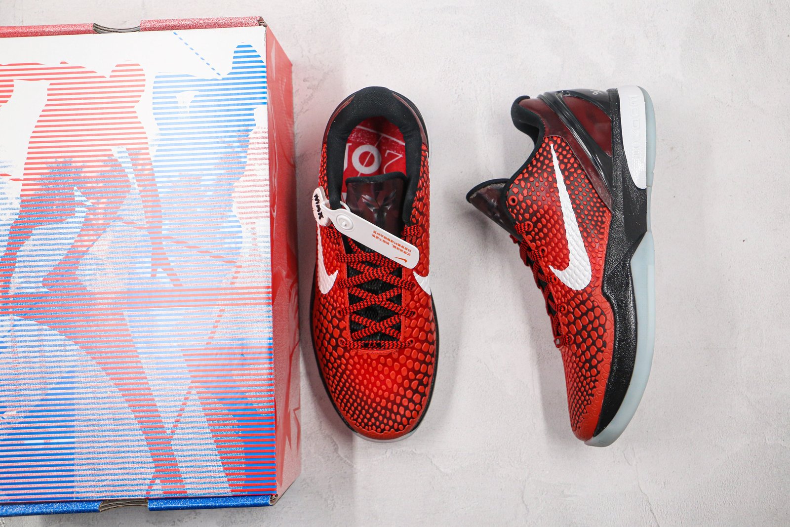 AF36C2ED-D9A6-C2DC-27F1-CC4190FDF3A7