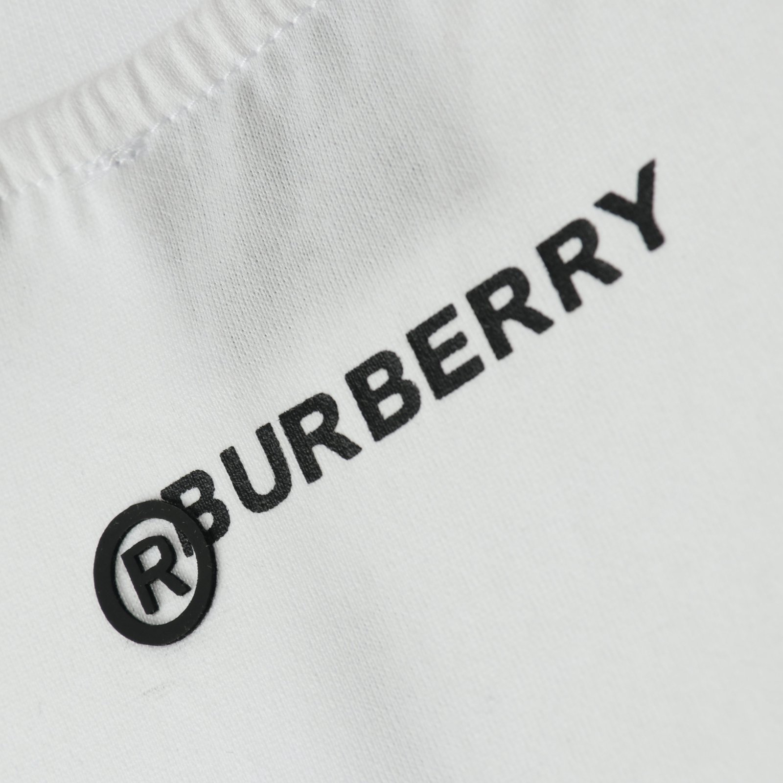 AF9E6A33-8381-5BC0-3029-426AA3FA712B