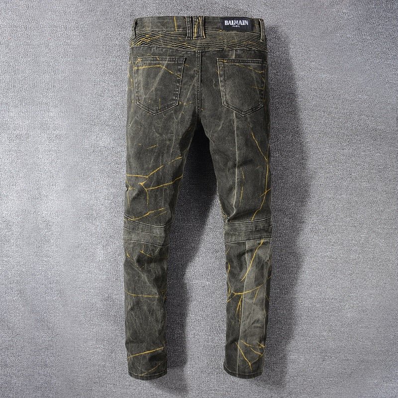 B1AD1C09-962B-D007-CF95-7768C5ED2F64