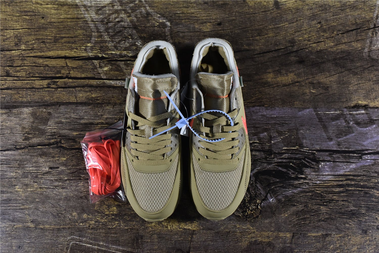 B1D9EFC9-3251-CED9-09EA-A8BAA7505FDF