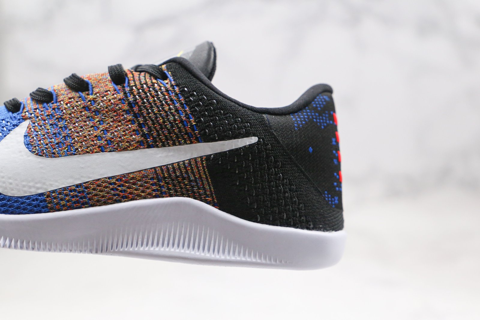 B3F4022B-59B3-B805-BC7F-6413D34CDF99