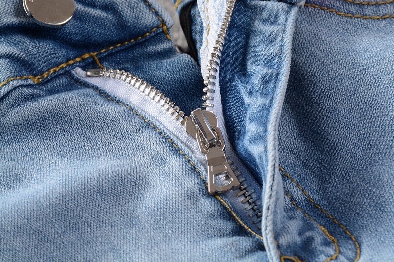 B6CAFEAA-43E6-3830-1C3B-62E34355F78E