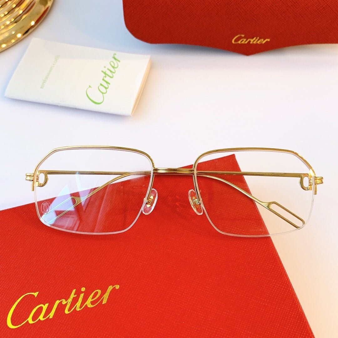 B85EB12C-8439-15AF-D92B-AE3EEA2C0273