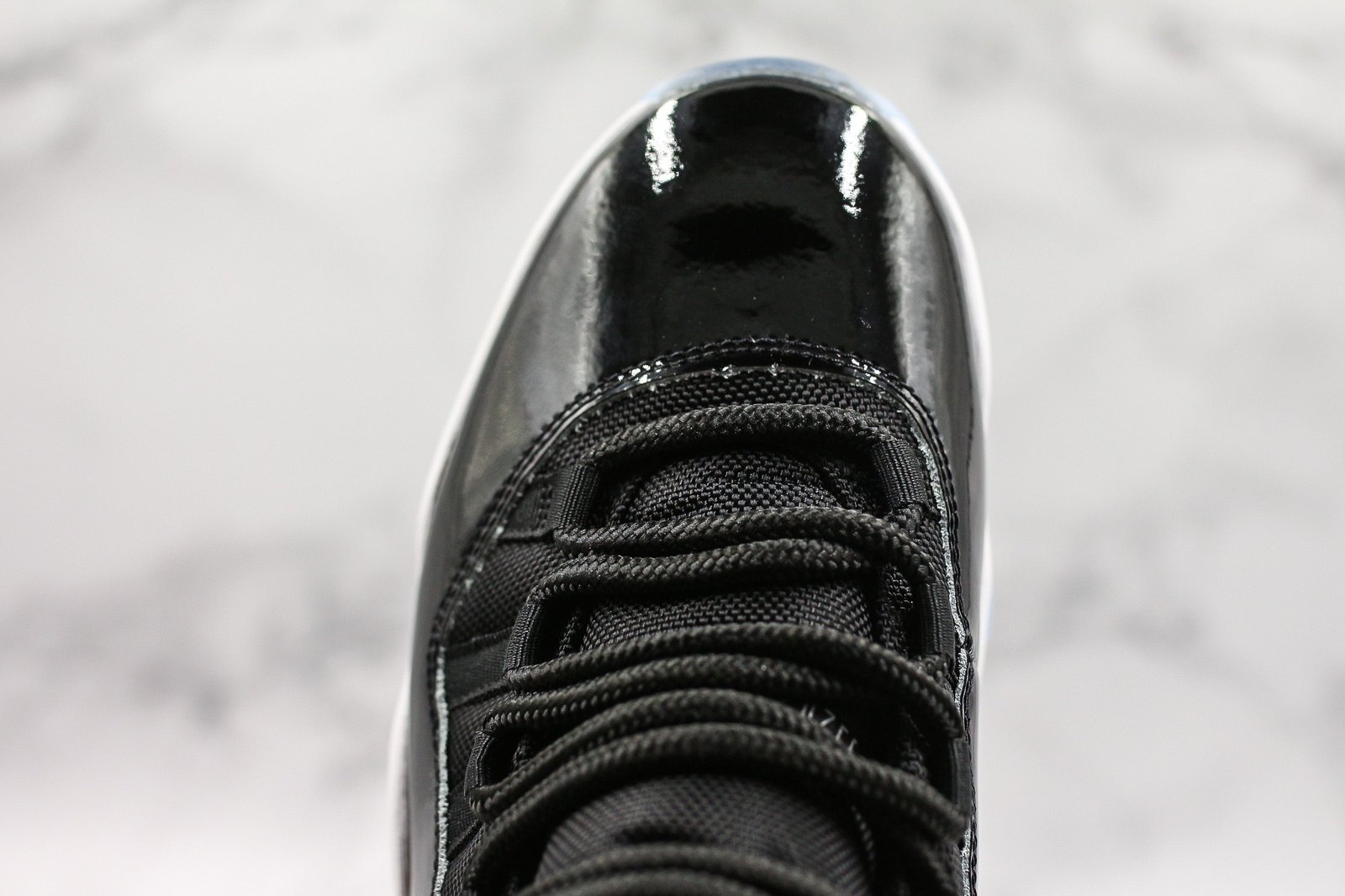 B969C937-C00C-9472-CB54-36A54C769417