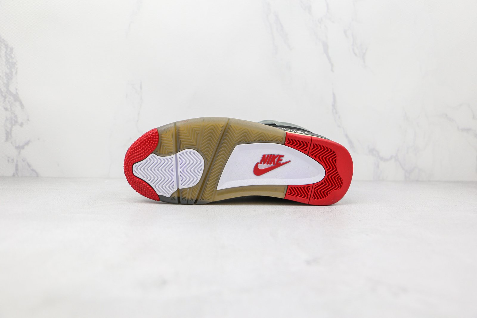 BB917C45-B5F0-839A-4CB9-1D02822B0272