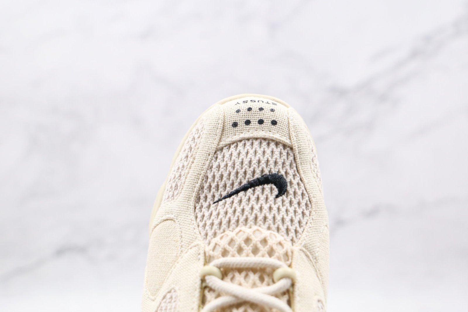 BCB4C10F-76C6-D65D-5E15-C4F9DFFB0171