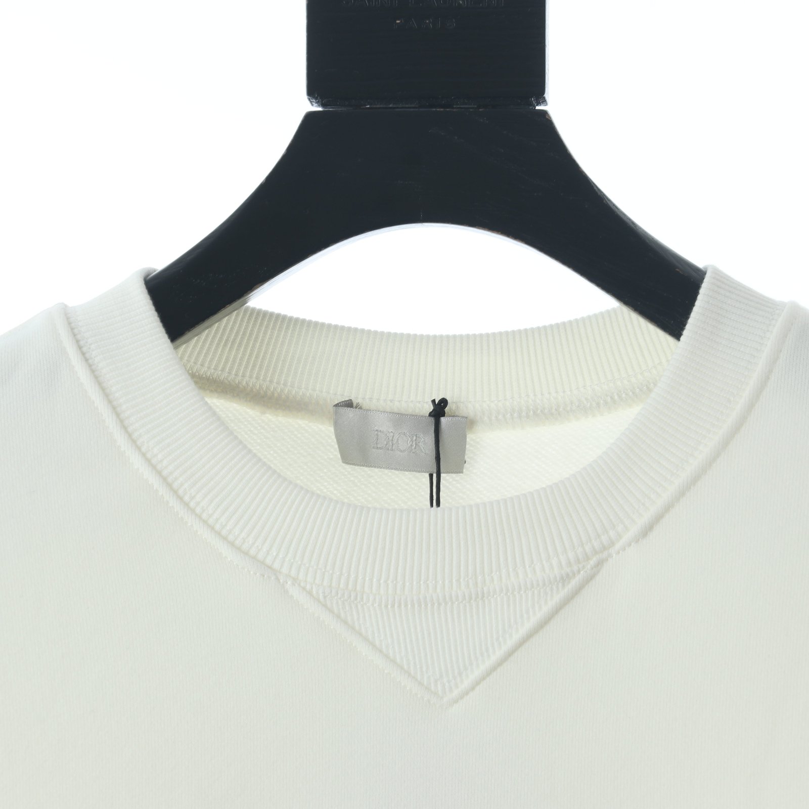 BD207431-DFC8-F38B-8A89-8FF2C96C4461