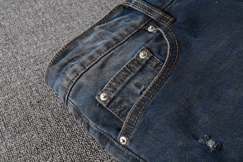 BDAF9F39-0045-5E50-606D-FBD9B6BADAC9