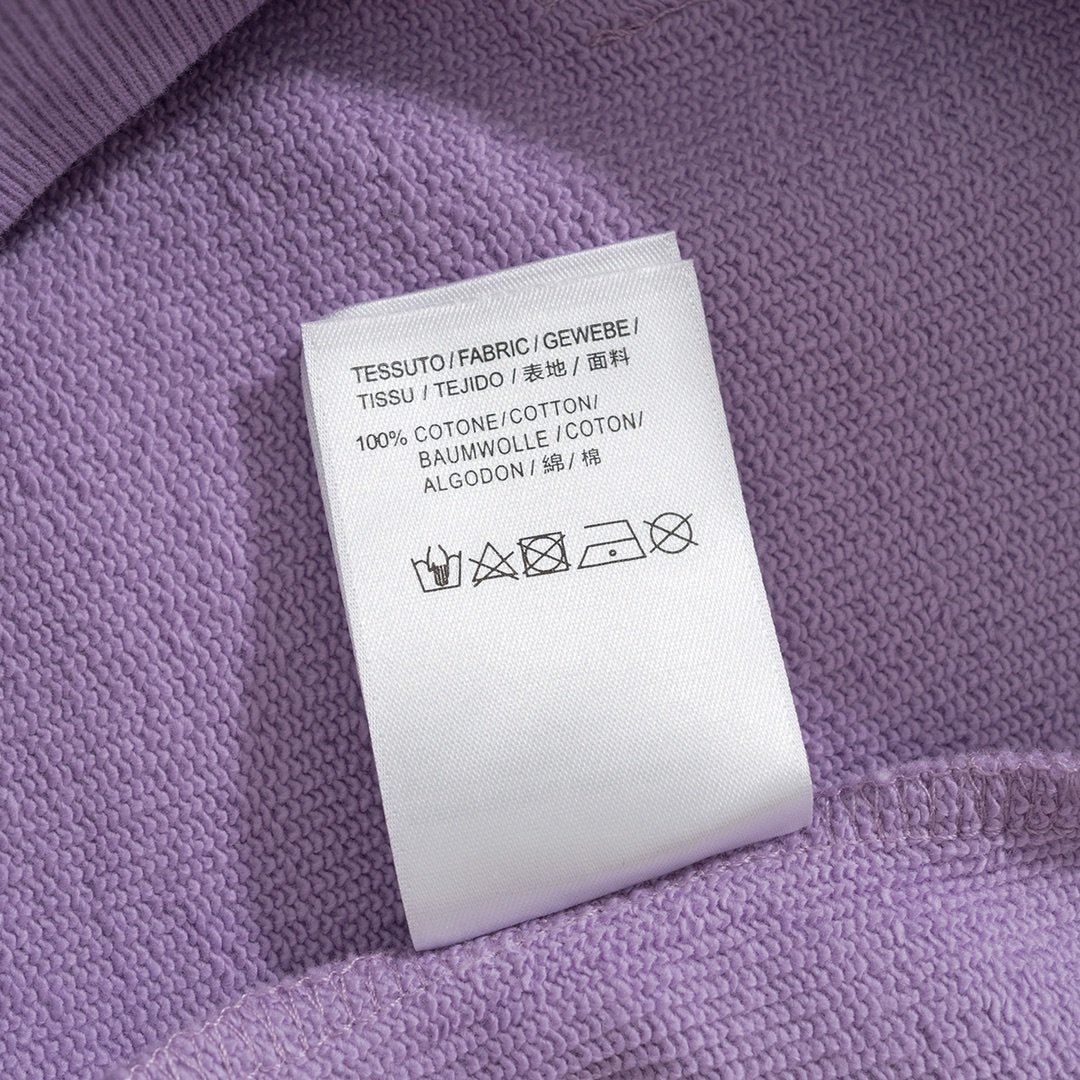 BE9E2810-9828-4551-7376-C734C5E60A04