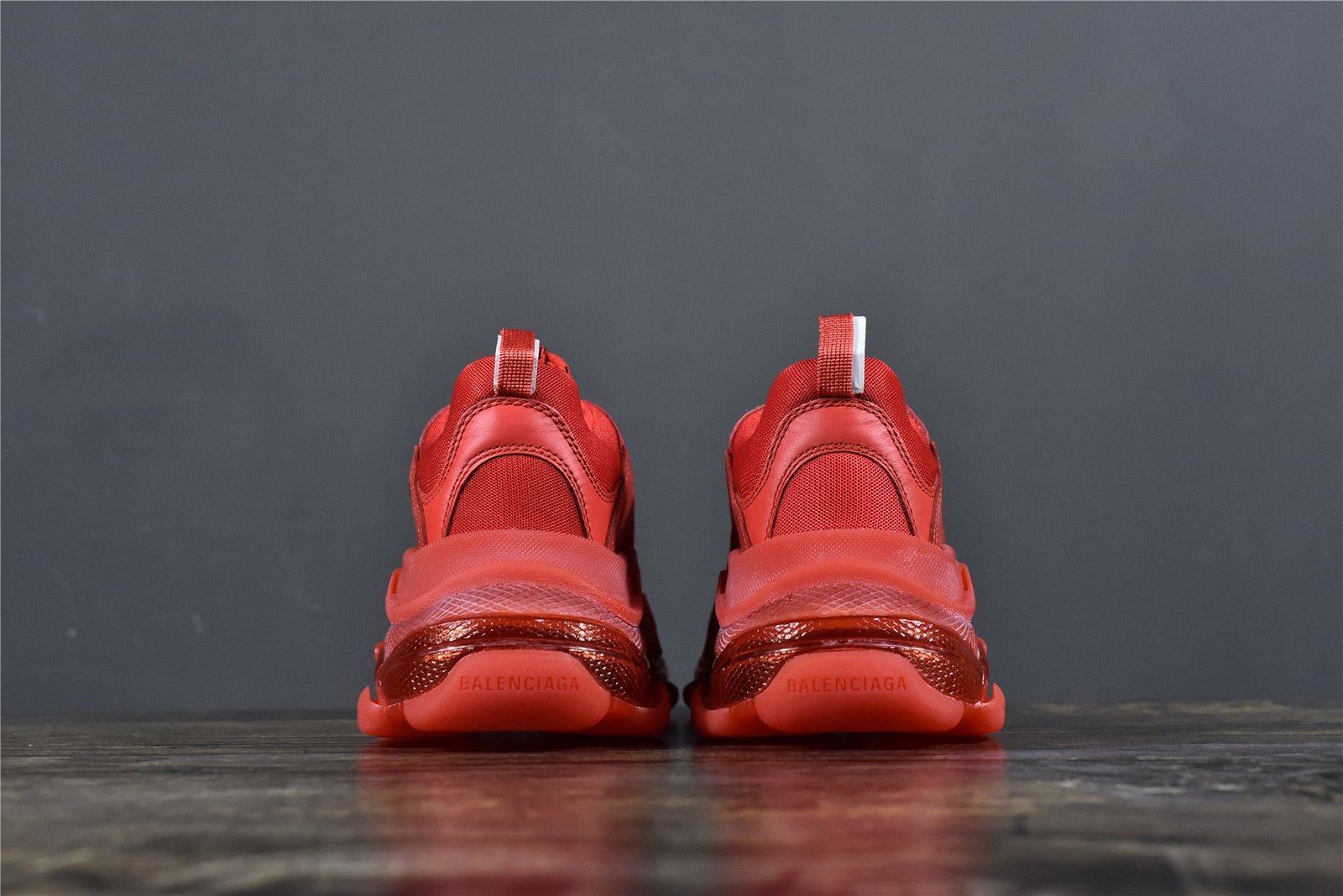 C05453EF-2AAC-3F7A-6DF4-9B6FDDCFE480