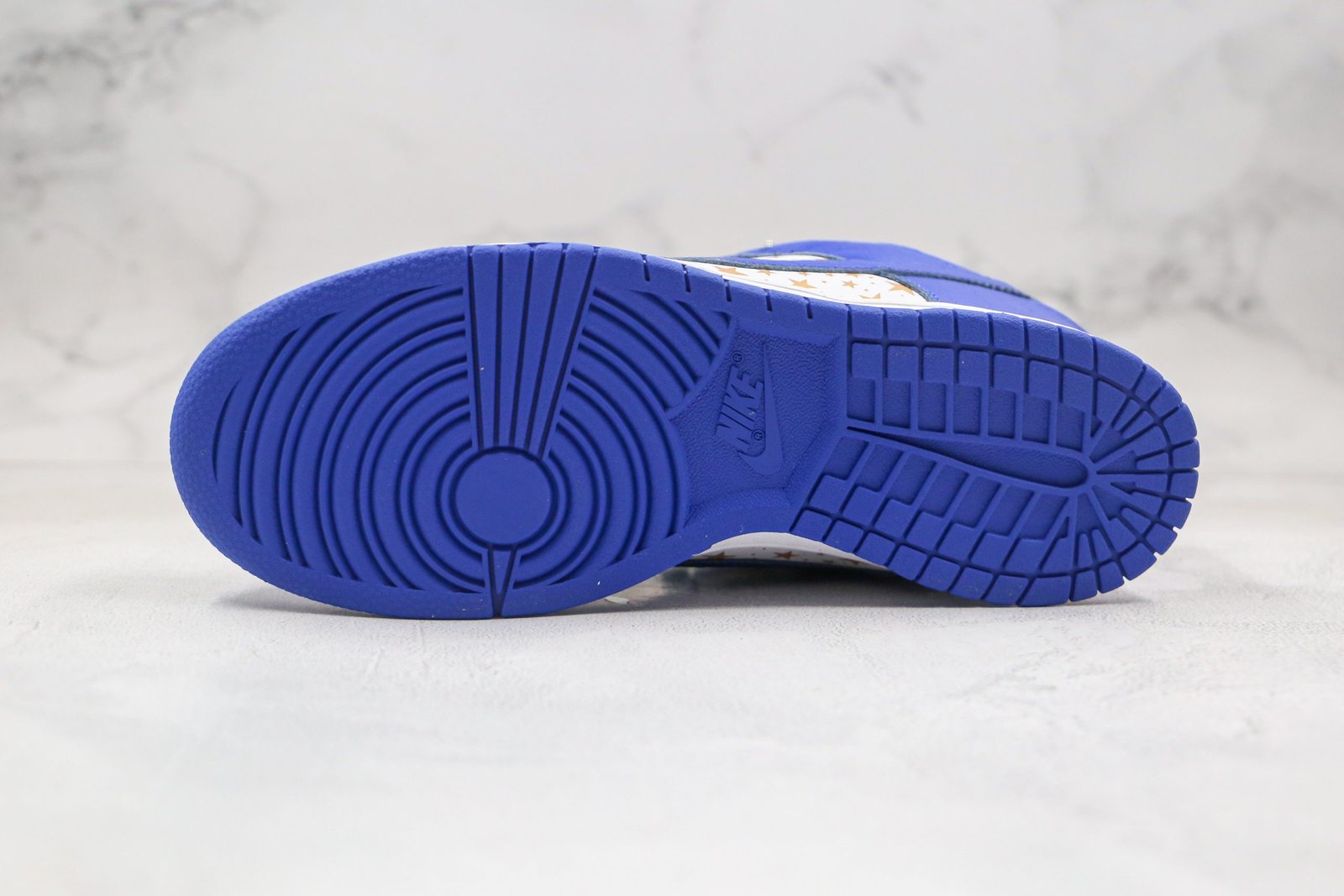 C0CF0214-F7D6-9F24-C385-DBCDEABB8BFE