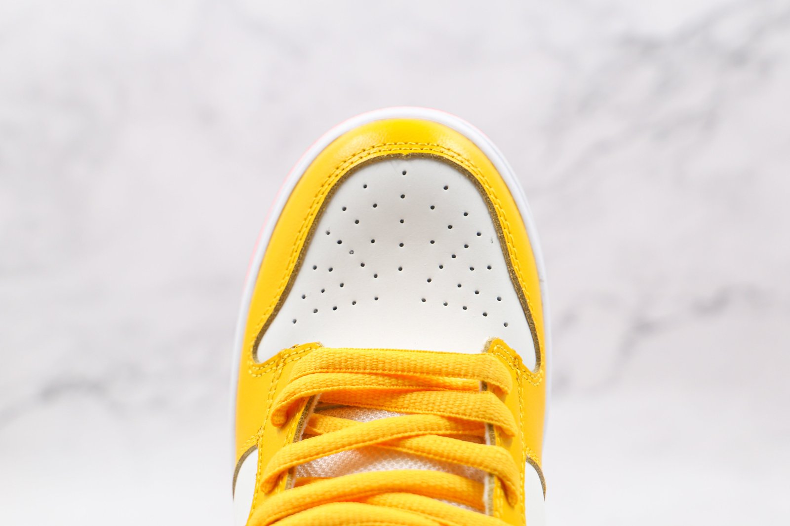 C8069DD5-EBB3-E0B5-2E14-52AA9A95AAE9